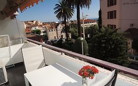 Acci Cannes Les Yuccas